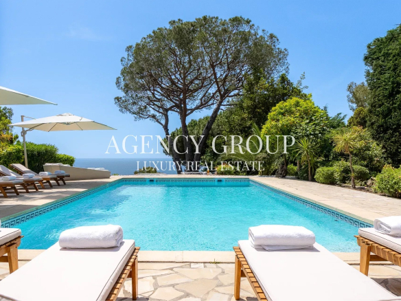 CANNES – VILLA 5 CHAMBRES – PISCINE – VUE MER PANORAMIQUE