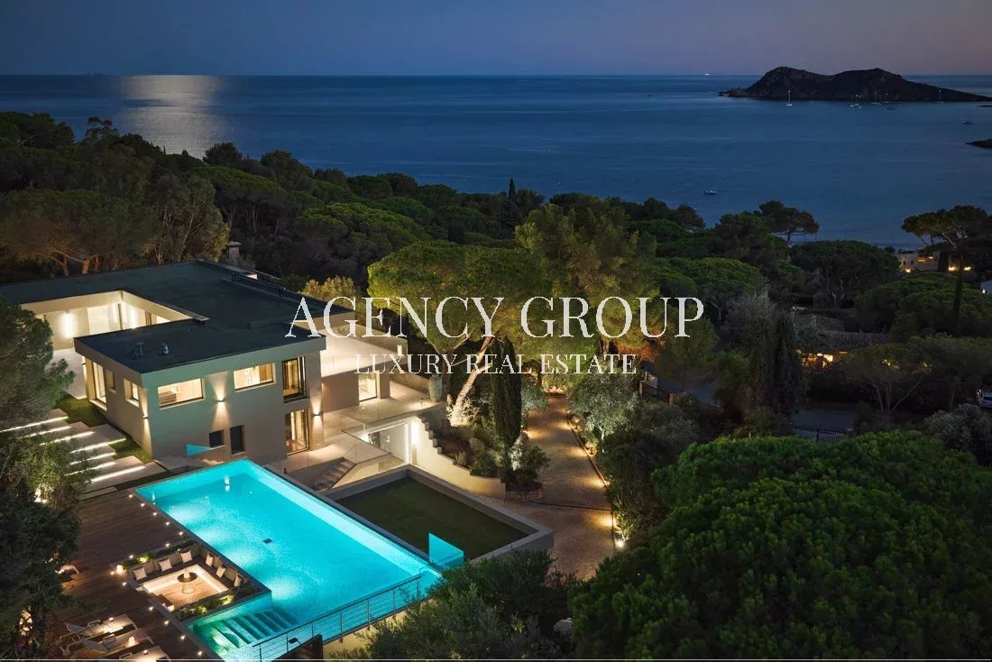VILLA CANOUBWEST – LUXURY VILLA RENTAL SAINT-TROPEZ – 6 + 2 BEDROOMS – HEATED POOL – HOTEL SERVICE