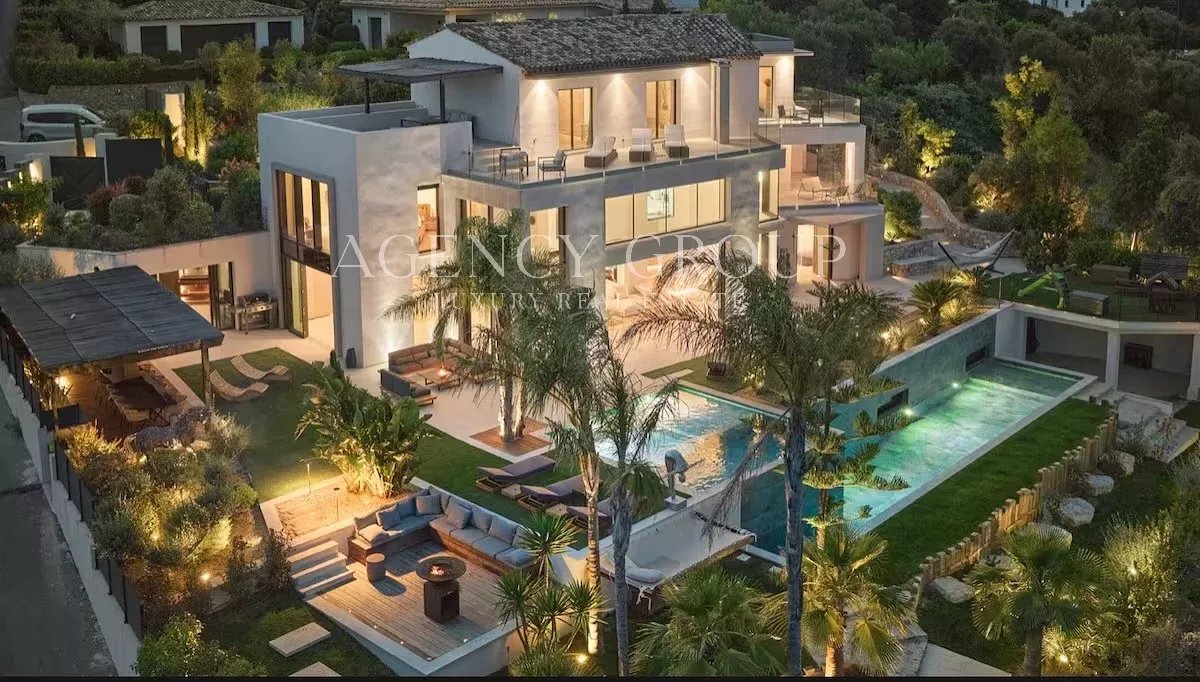 LOCATION SAISONNIÈRE MAISON DE VILLE CANNES – 6 CHAMBRES – PISCINE