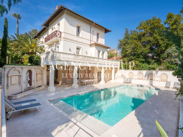LOCATION VILLA DE LUXE CANNES – 10 CHAMBRES – A PIEDS DE LA CROISETTE