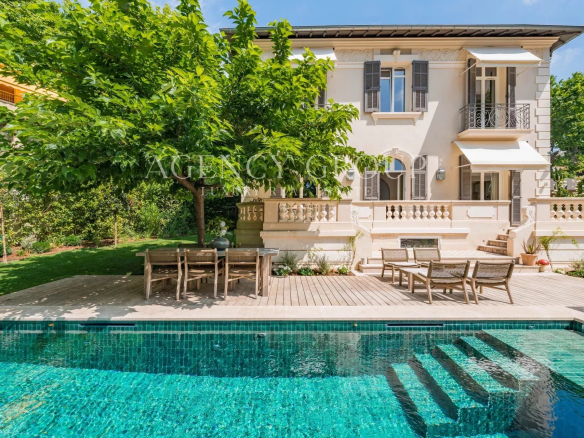 LOCATION MAISON DE VILLE CENTRE LE CANNET – 5 CHAMBRES – PISCINE