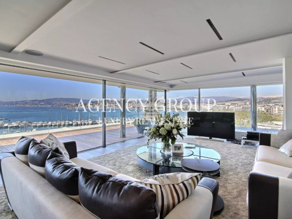 CANNES CROISETTE – EXCEPTIONAL PENTHOUSE WITH PANORAMIC SEA VIEW – 6 ROOMS