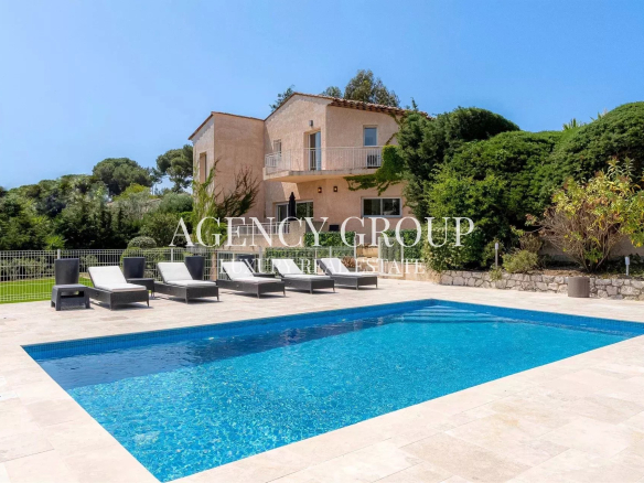 DOUBLE VILLA WITH SEA VIEW – HIGH RENTAL YIELD – HEIGHT OF CANNES