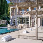 BASTIDE D’EXCEPTION ET SA MAISON D’AMIS –  8 CHAMBRES – MOUGINS VILLAGE