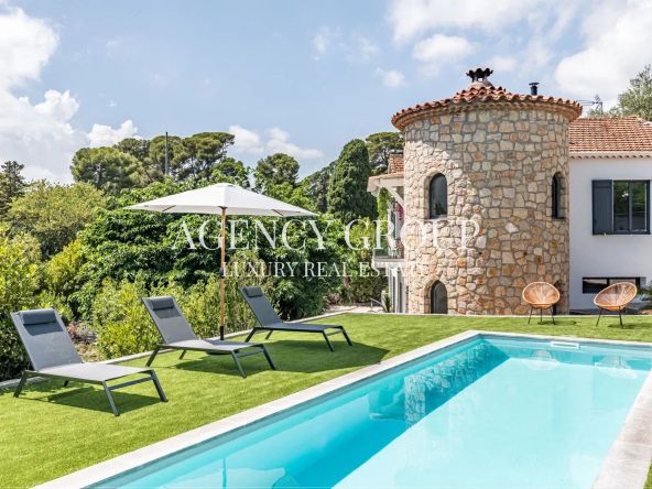 Villa d’Architecte + Terrain Adjacent en sus: Une Opportunité Exceptionnelle à Cannes!