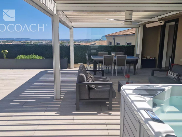 Villa sur le toit, T5 avec garage (4 voitures) – vue mer et collines/ville