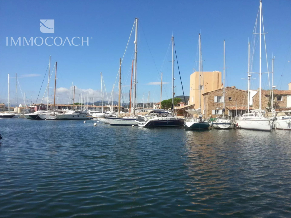 SEMI-DETACHED HOUSES with PONTOON – PORT GRIMAUD – GULF OF ST TROPEZ