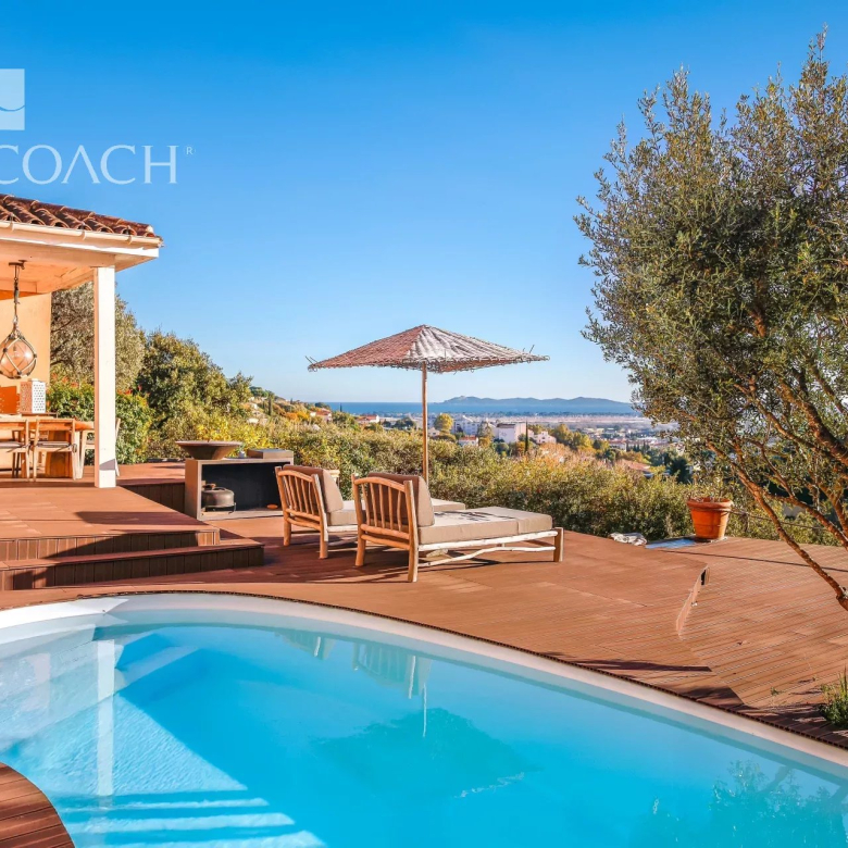 Superbe propriété vue mer à Carqueiranne