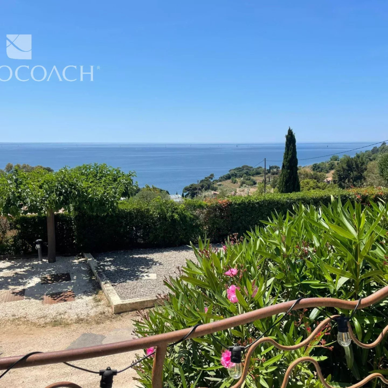 Pézenas - Exceptional Château - 1450m2 in the heart of a 4.4m² park