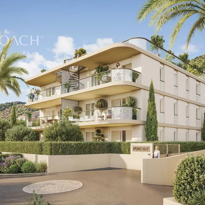 4-room apartment with rooftop terrace and garages in St Clair-La Lavandou
