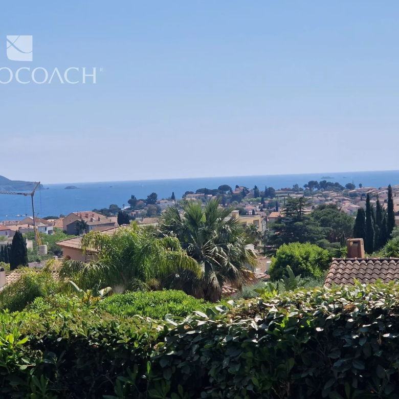 Luxury real estate photo | Charming Properties