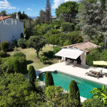 Magnifique vue mer pour cette villa proche de Cannes, limite MOUGINS