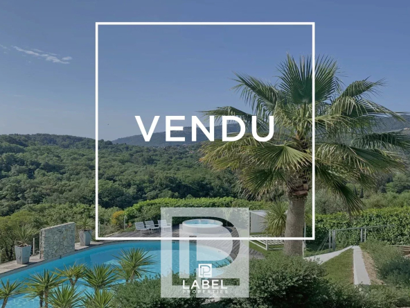Superbe villa d’architecte avec vue panoramique proche Mougins et bord de mer