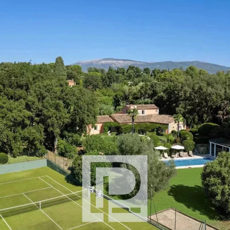 VEFA – Superbe projet de villa neuve avec vue panoramique au calme absolu !