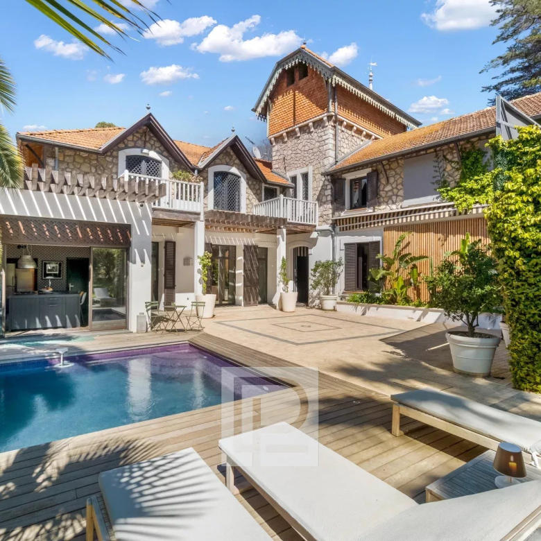 Magnifique propriété au cœur de l’un des secteurs les plus recherchés de Mougins