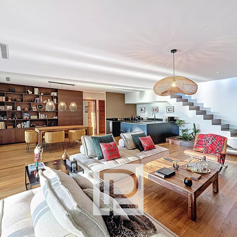 Appartement villa/toit – Au sein d’une résidence neuve au coeur de Mougins – Vue village de Mougins et collines avoisinantes