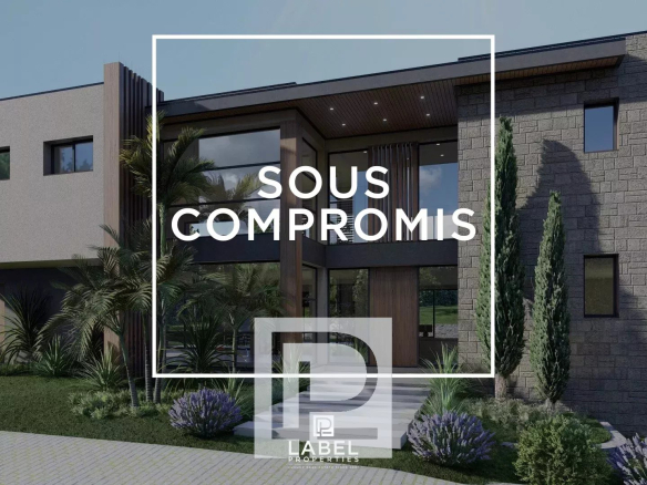 Terrain avec permis purgé pour une superbe villa contemporaine à deux pas de Mougins Village