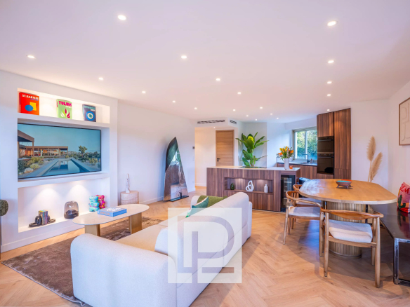 Quartier Montrose – Avant dernier étage – Rénovation haut de gamme