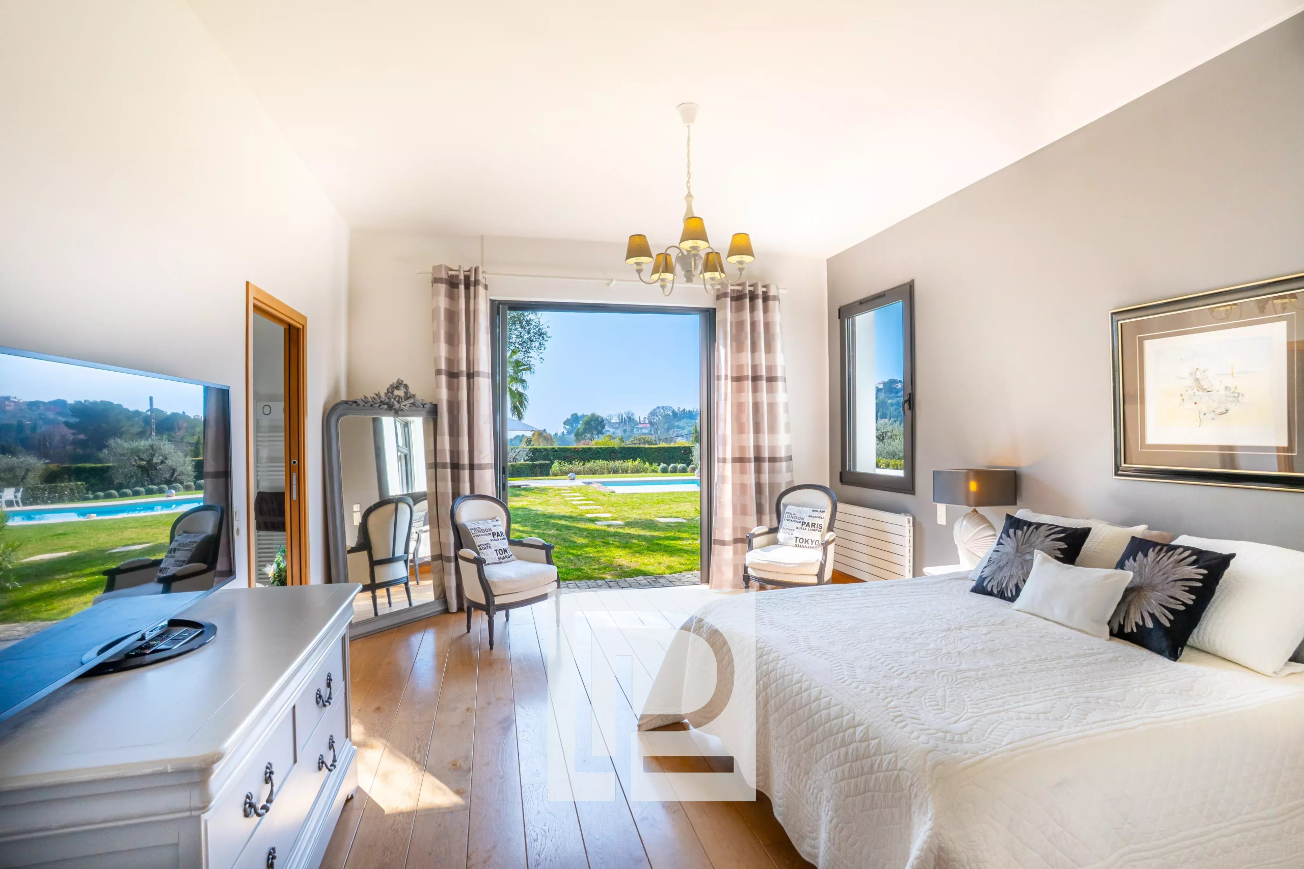 867d4f6dcb52cdf56efee596d2599d0f_40575b7d87_4096-original