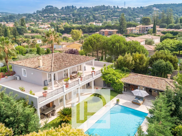 MOUGINS – ESTATE NEAR MOUGINS SCHOOL
