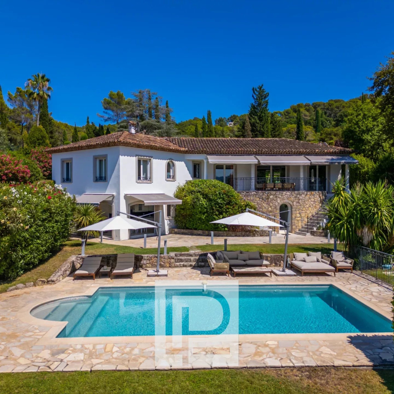 Location courte et longue durée – Villa familiale récente au calme absolu dans domaine privé avec piscine et tennis