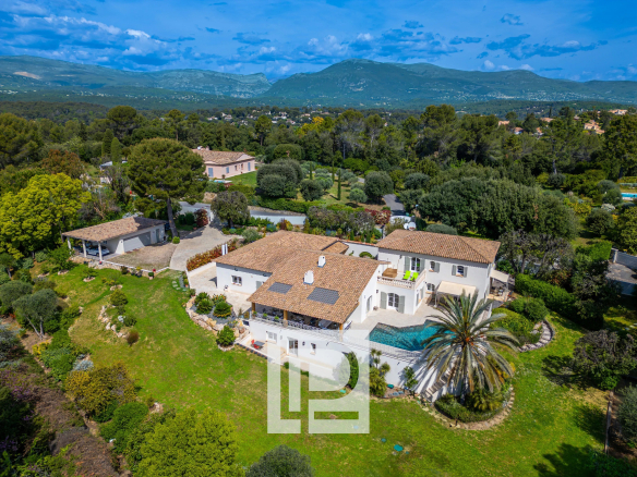 Résidence Luxueuse avec Spa et Piscine