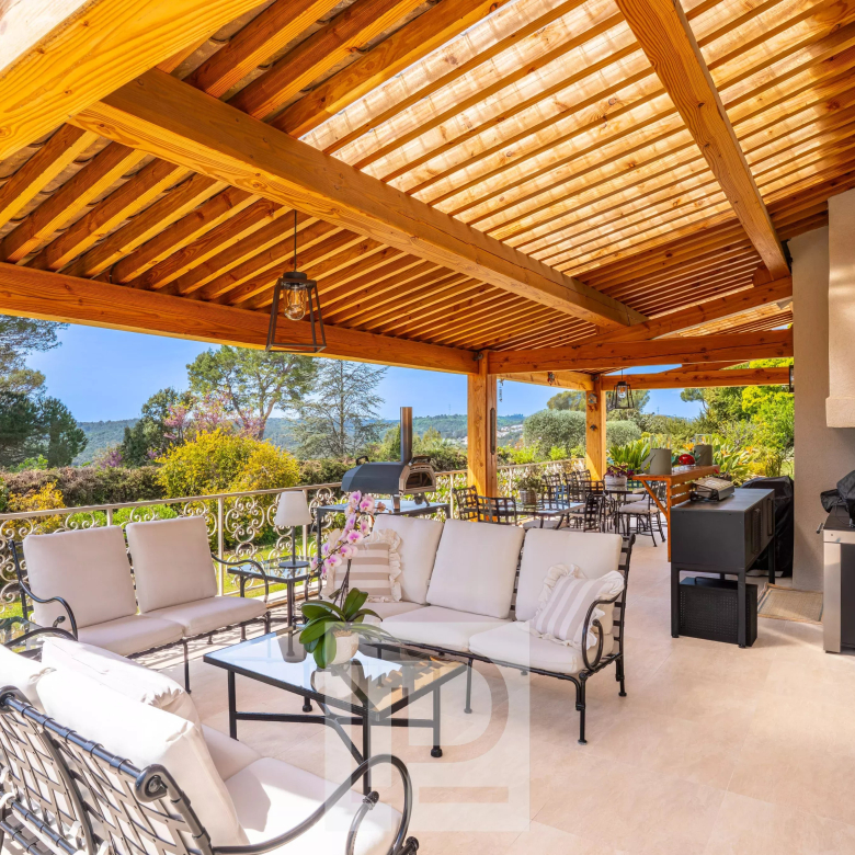 Proche Mougins School & golf
