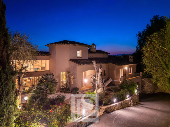MOUGINS – PROCHE MOUGINS SCHOOL & GOLF