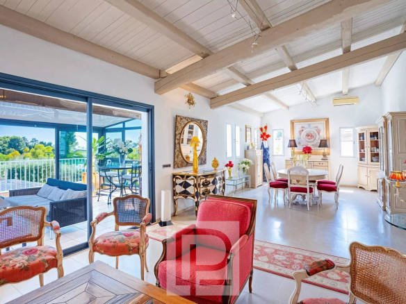 Baja California – Isola Bella neighborhood – Family home