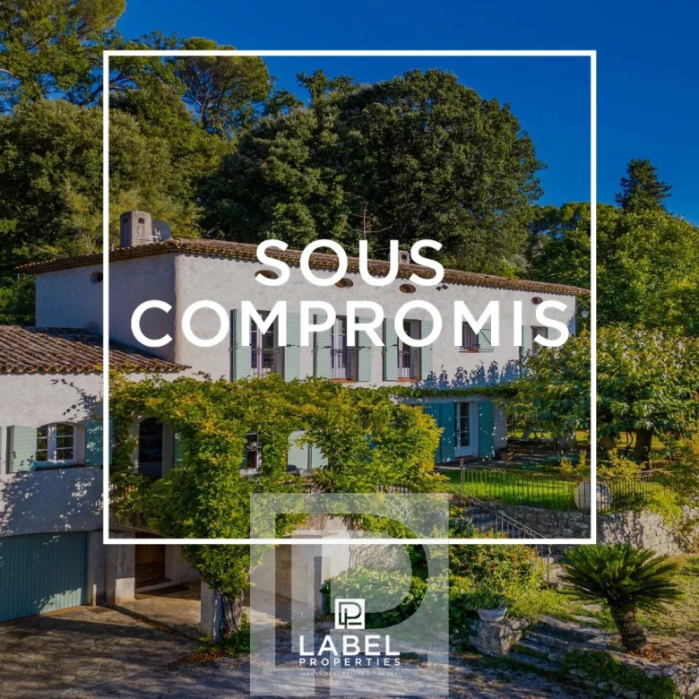 Luxury real estate photo | Charming Properties