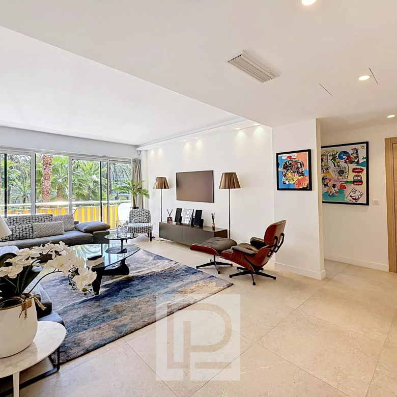 Luxury real estate photo | Charming Properties