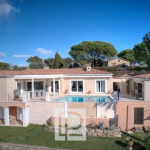 Villa with panoramic views of the hinterland
