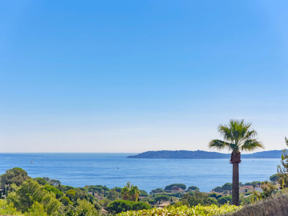 Villa vue mer à vendre à Sainte-Maxime