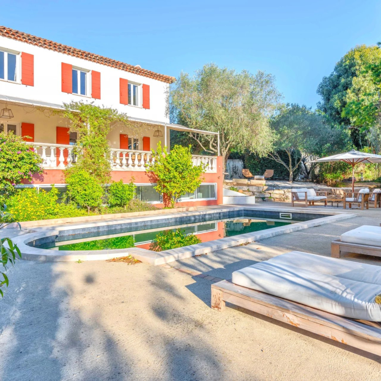 Villa à vendre à pied des plages