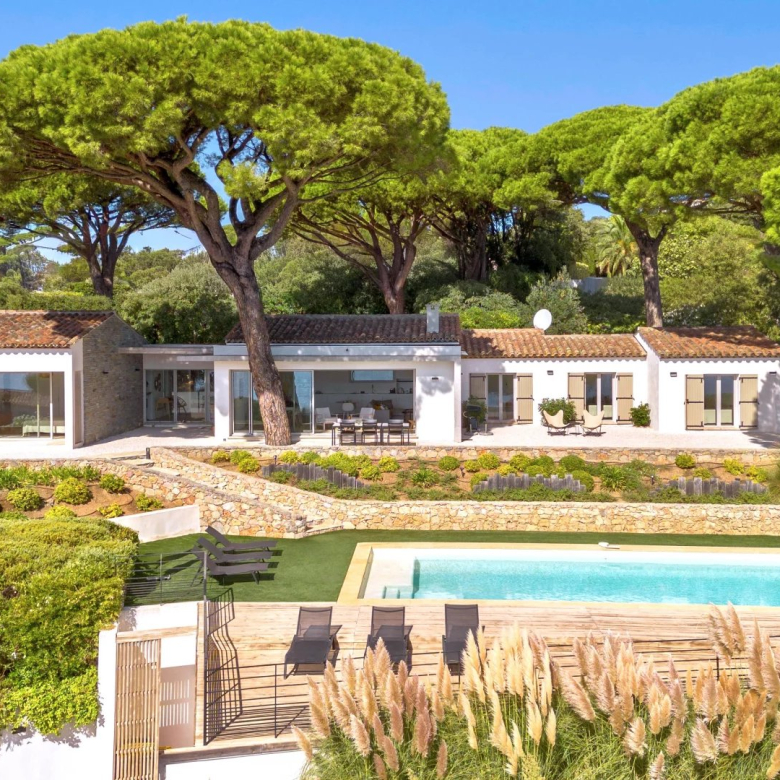 Luxury real estate photo | Charming Properties