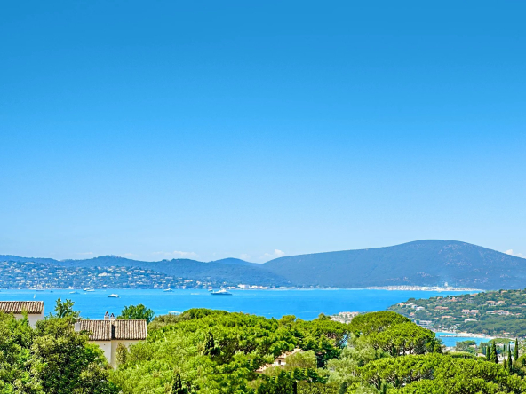 Sea view villa for sale at Sémaphore in Sainte-Maxime