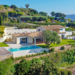 Panoramic sea view villa for sale in the Nartelle