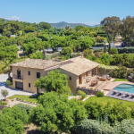Renovated villa for sale in Sainte-Maxime