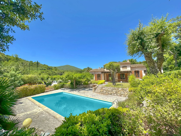 Villa à vendre à pied des plages