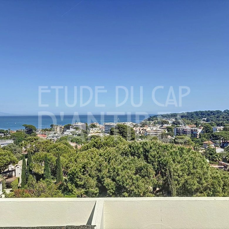 Apartment for sale in Rostagne Pinéde