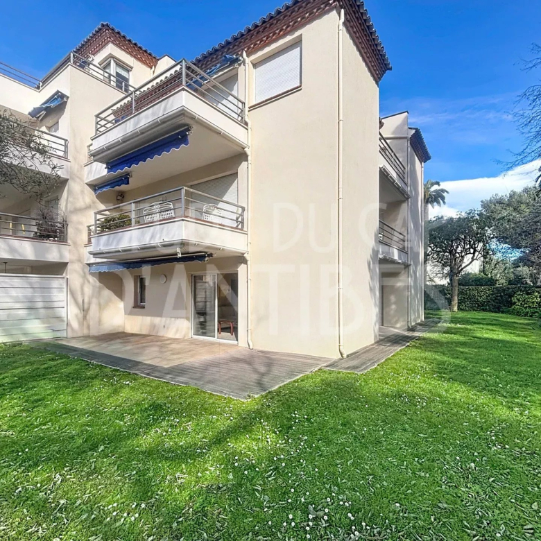 Saint-Tropez – Authentique maison de pêcheur avec vue mer panoramique