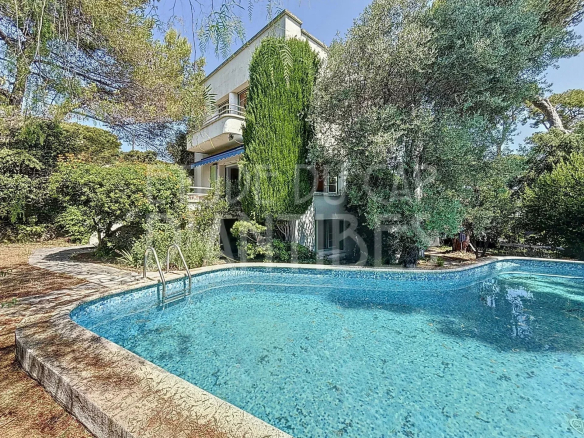 Au cœur du Cap d’Antibes