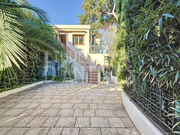 Vente – Villa Orée du Cap d’Antibes