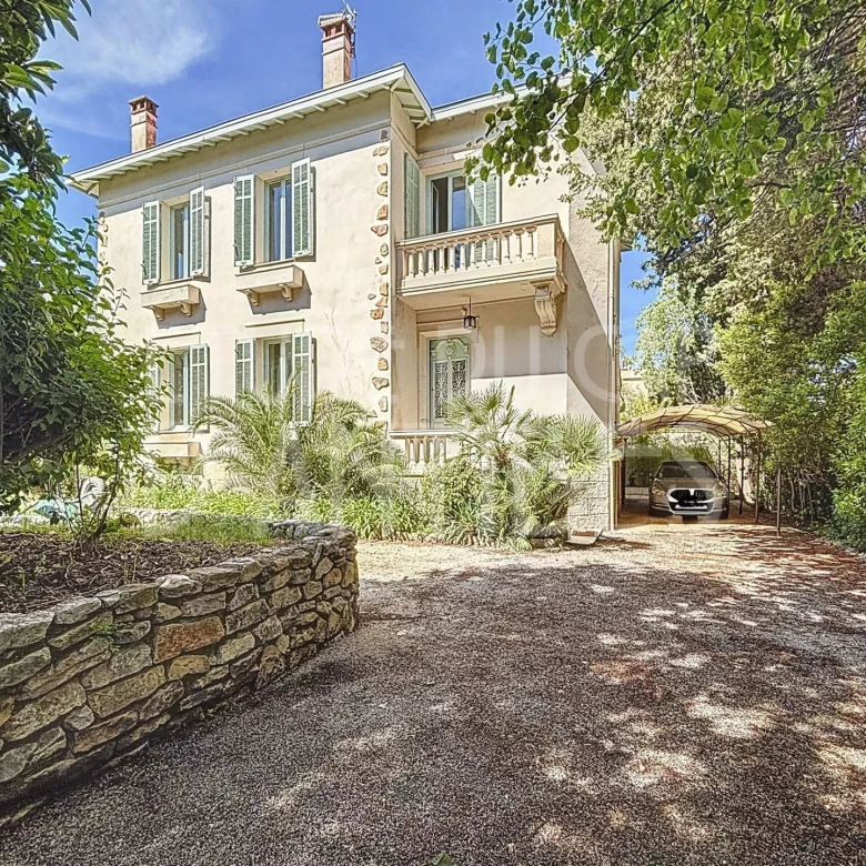 Vente – Villa Orée du Cap d’Antibes