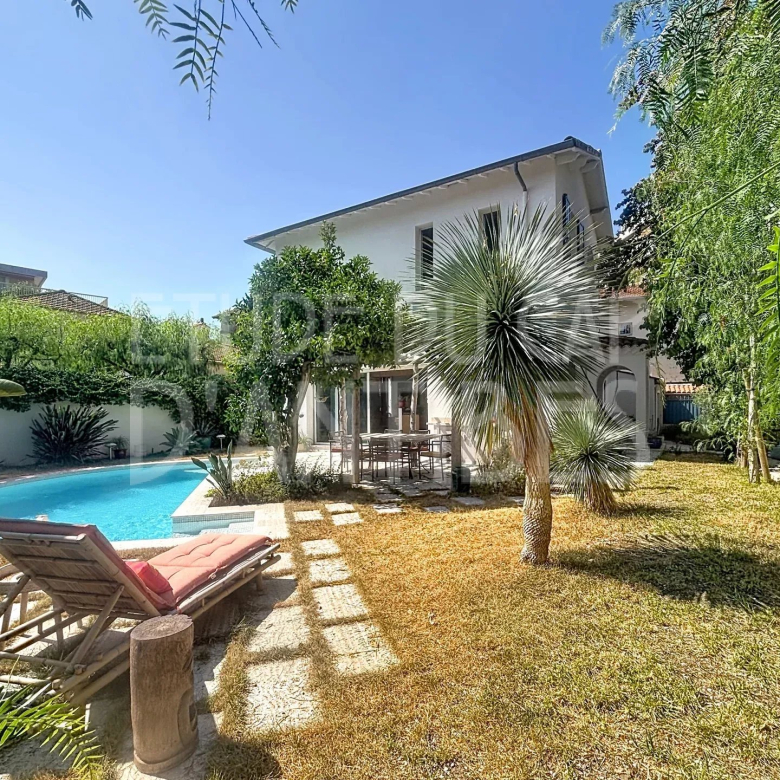 Luxury real estate photo | Charming Properties
