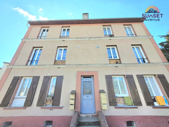 6 × F3 report building + box for sale in Vaujours - 66