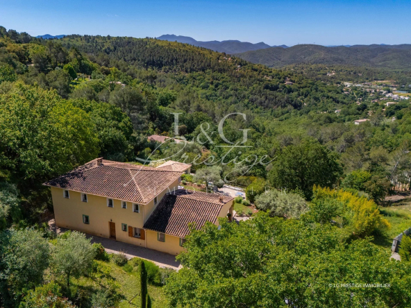 Villa provençale avec vue imprenable sur Montauroux