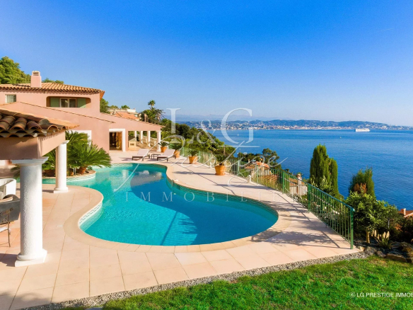 Majestic 7-room villa, with swimming pool and sea view, Théoule-sur-Mer