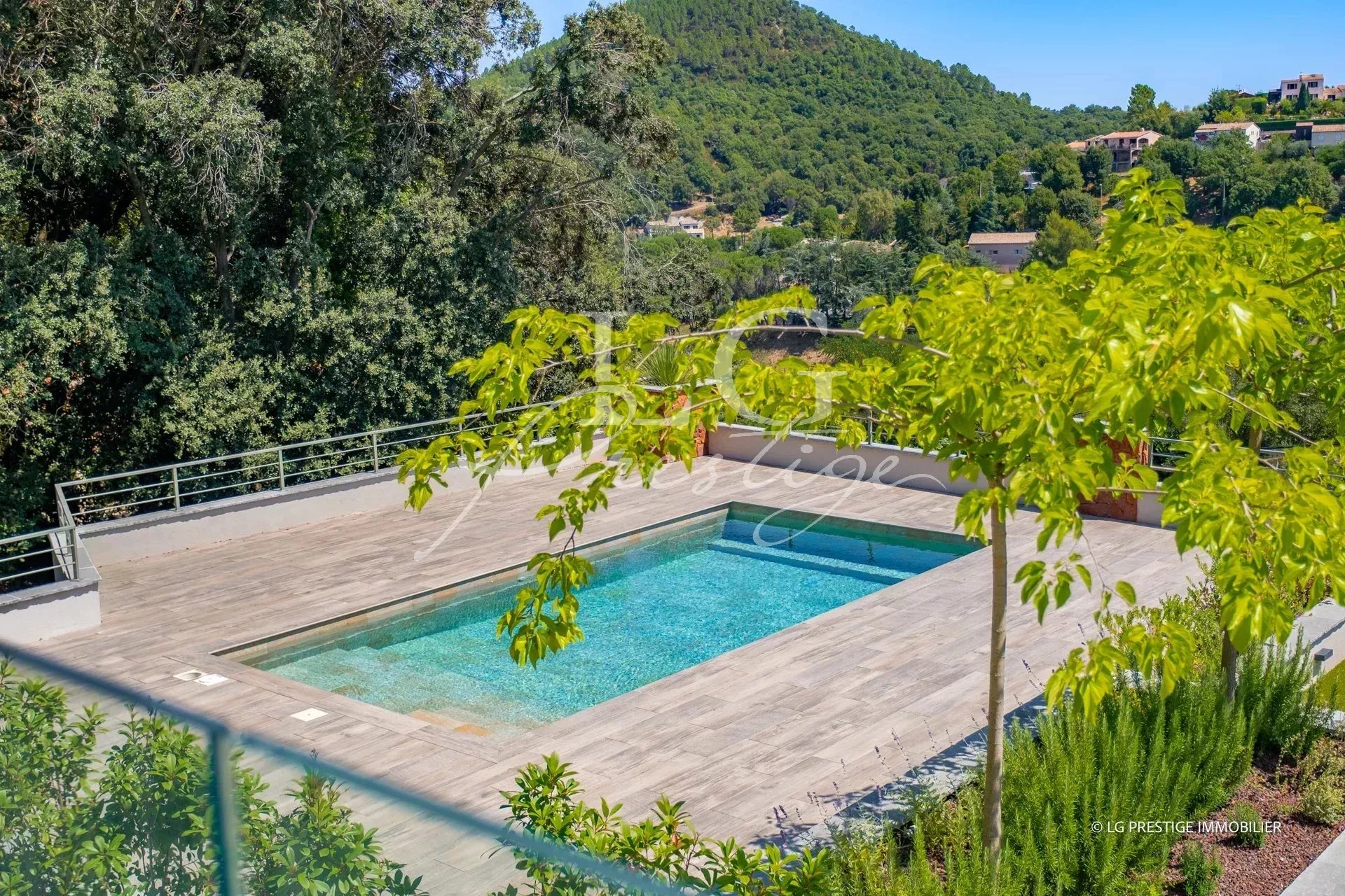 228bc7280886f5f8be4ea5a65cd5bbfc_5744896b14_1920-original