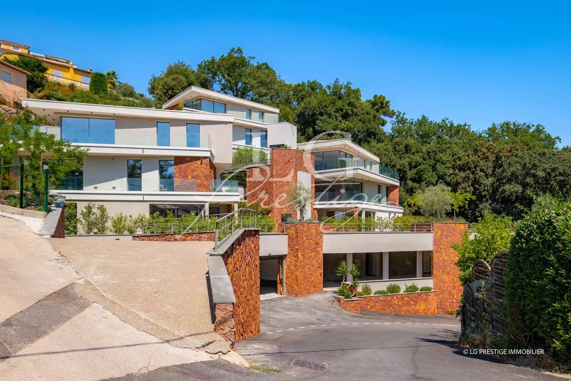 e7544053e155a137a8dd83ccb4918b8b_32844c6b8b_1920-original